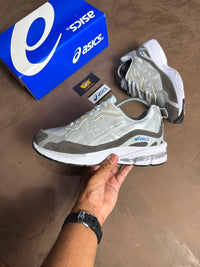 TENIS ASICS GEL PRATA