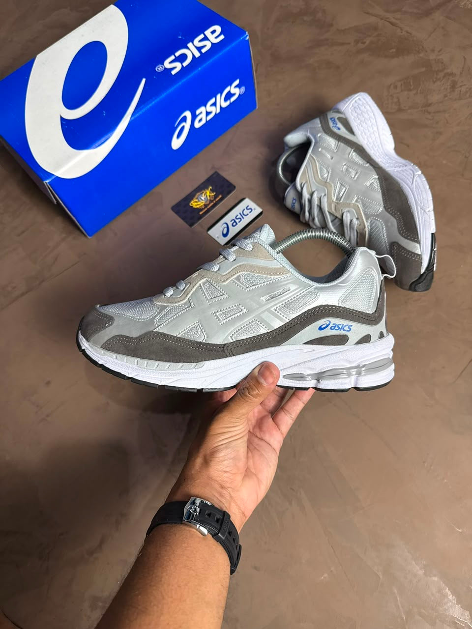 TENIS ASICS GEL PRATA