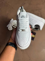 TENIS AIR FORCE 1 | 2 CADARÇO AF1