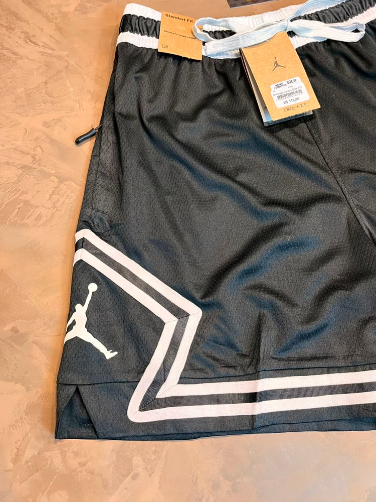 SHORTS JORDAN IMPORTADO - PRETO