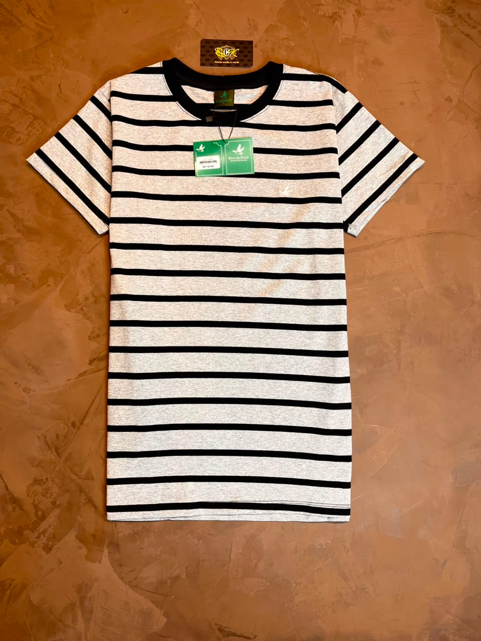 CAMISETA LISTRADA BROOKS