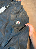 JAQUETA MONCLER IMPERMEÁVEL