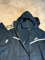 CONJUNTO TECH FLEECE BALACHAVA - PRETO