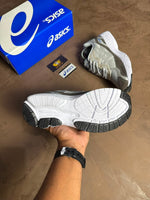 TENIS ASICS GEL PRATA