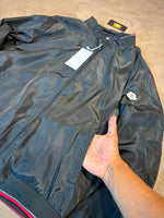 JAQUETA MONCLER IMPERMEÁVEL