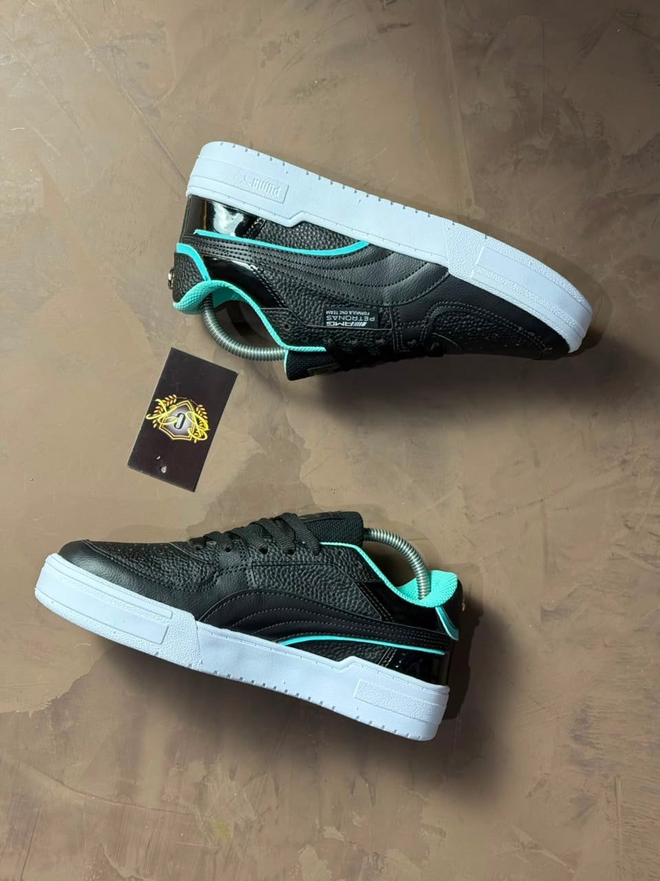 TENIS MERCEDES CAPRO PM
