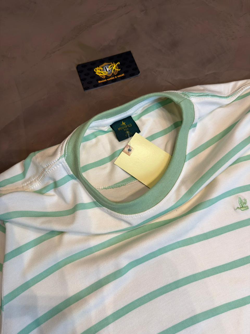 CAMISETA LISTRADA BROOKS - VERDE E BRANCO