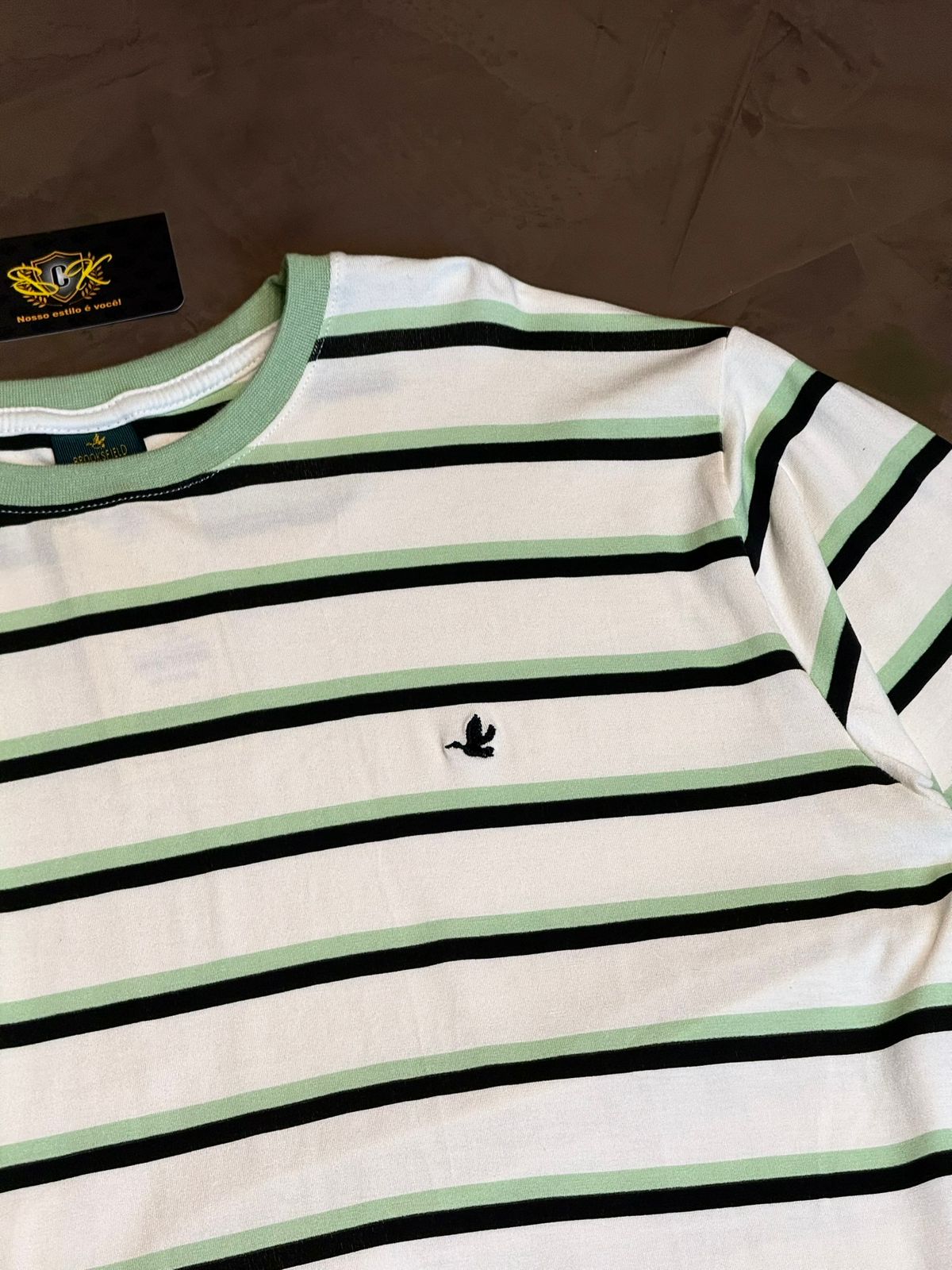 CAMISETA LISTRADA BROOKS - VERDE ESCURO E BRANCO