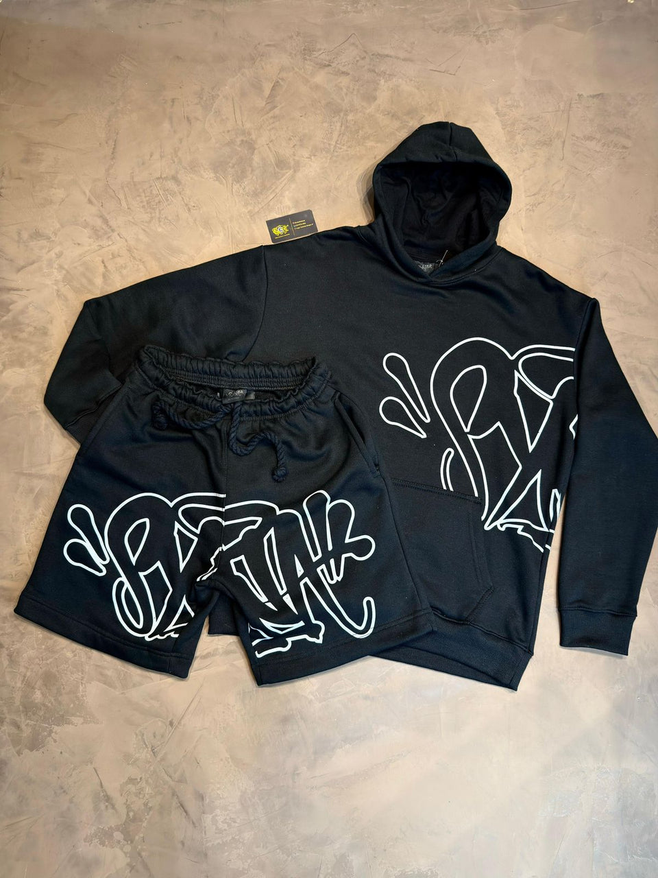 CONJUNTO $YNA WORLD MOLETOM - PRETO E CINZA
