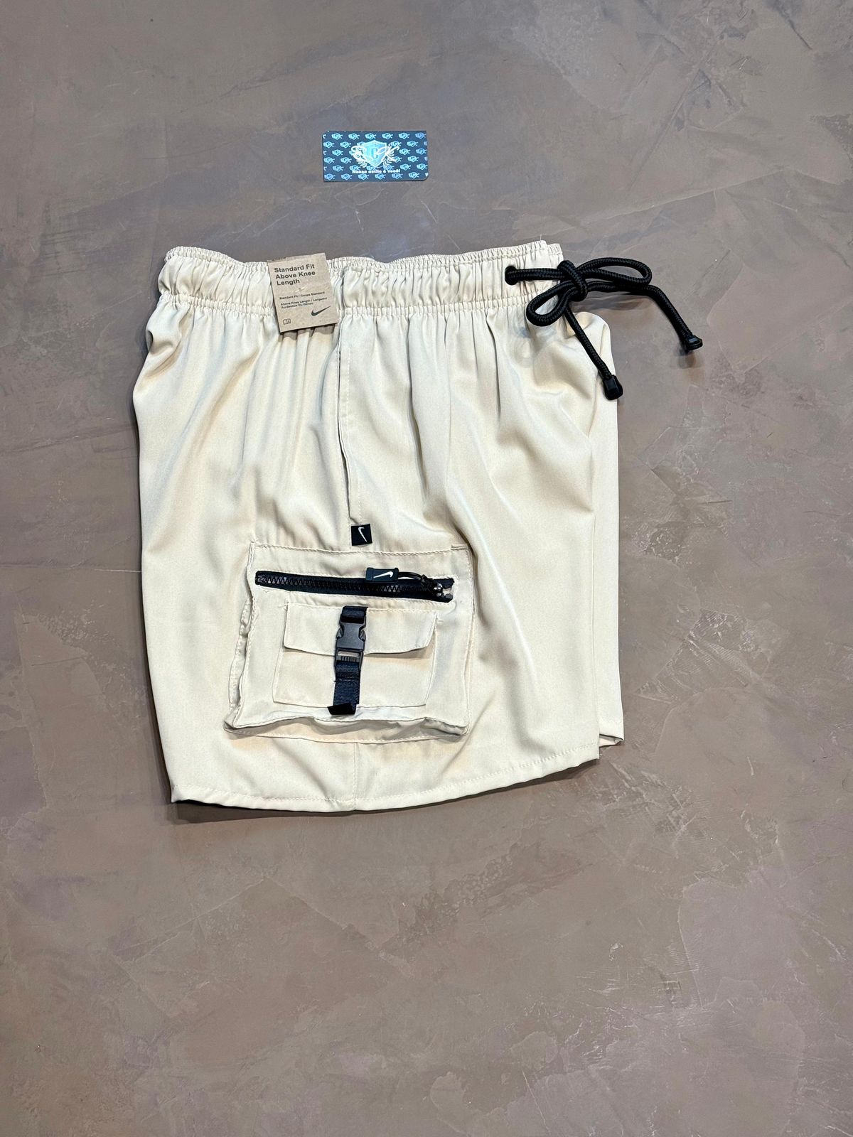 SHORTS NK DRI-FIT CARGO - BEGE