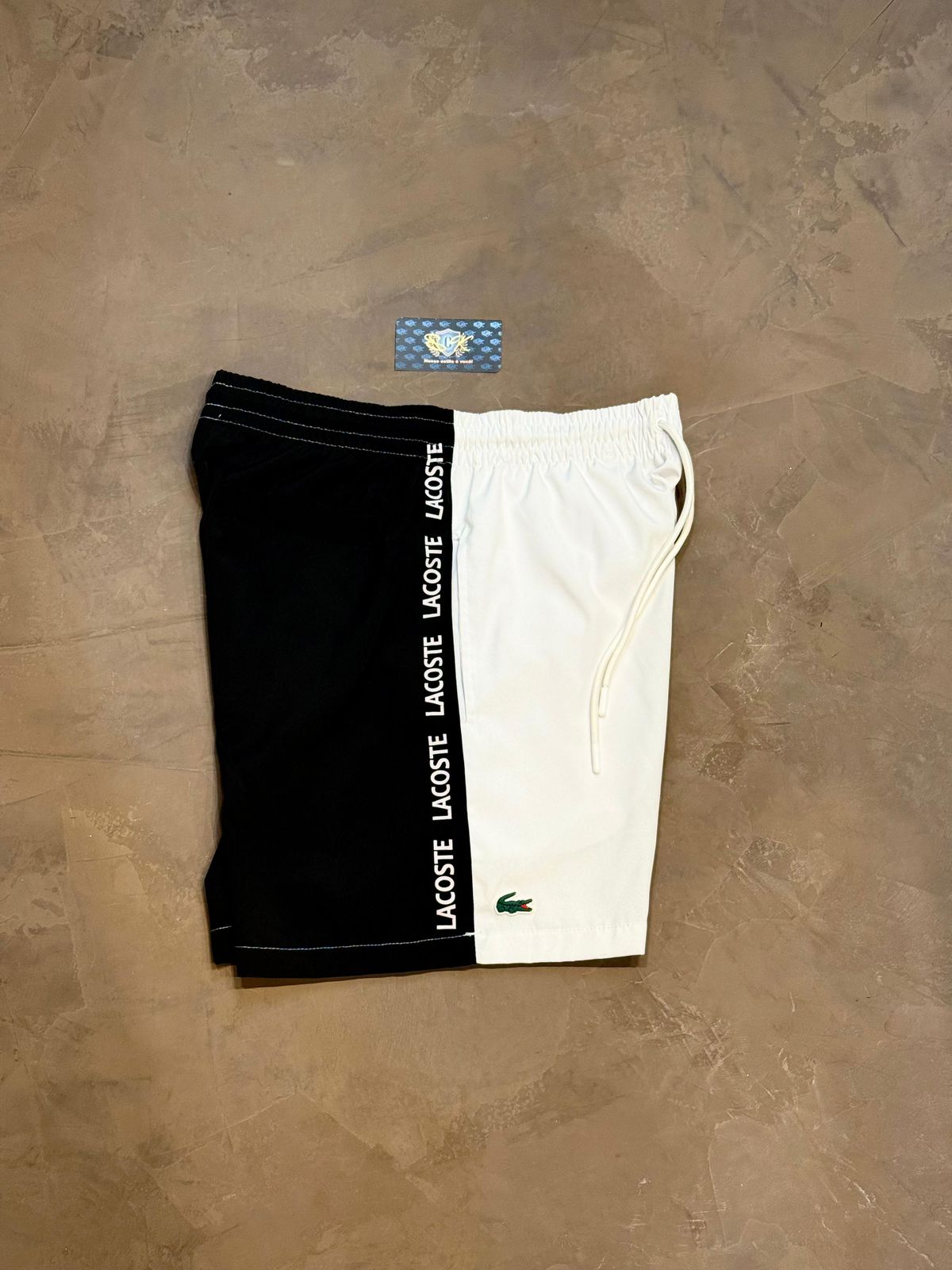 SHORTS LCST DUO - PRETO E BRANCO