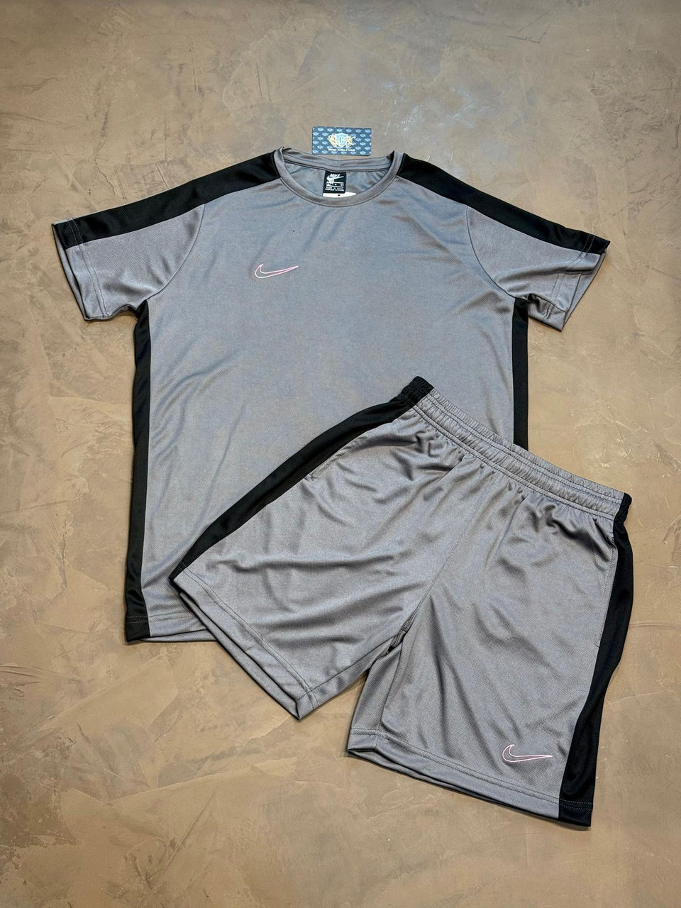 CONJUNTO NK ACADEMY - CINZA