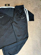 CONJUNTO NK ACADEMY INVERNO - PRETO