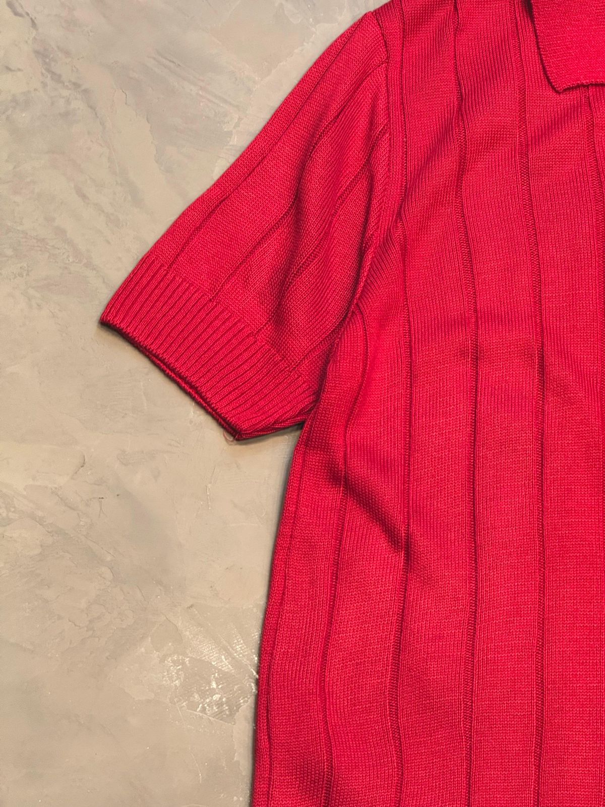 CAMISETA POLO CANELADA - VERMELHO