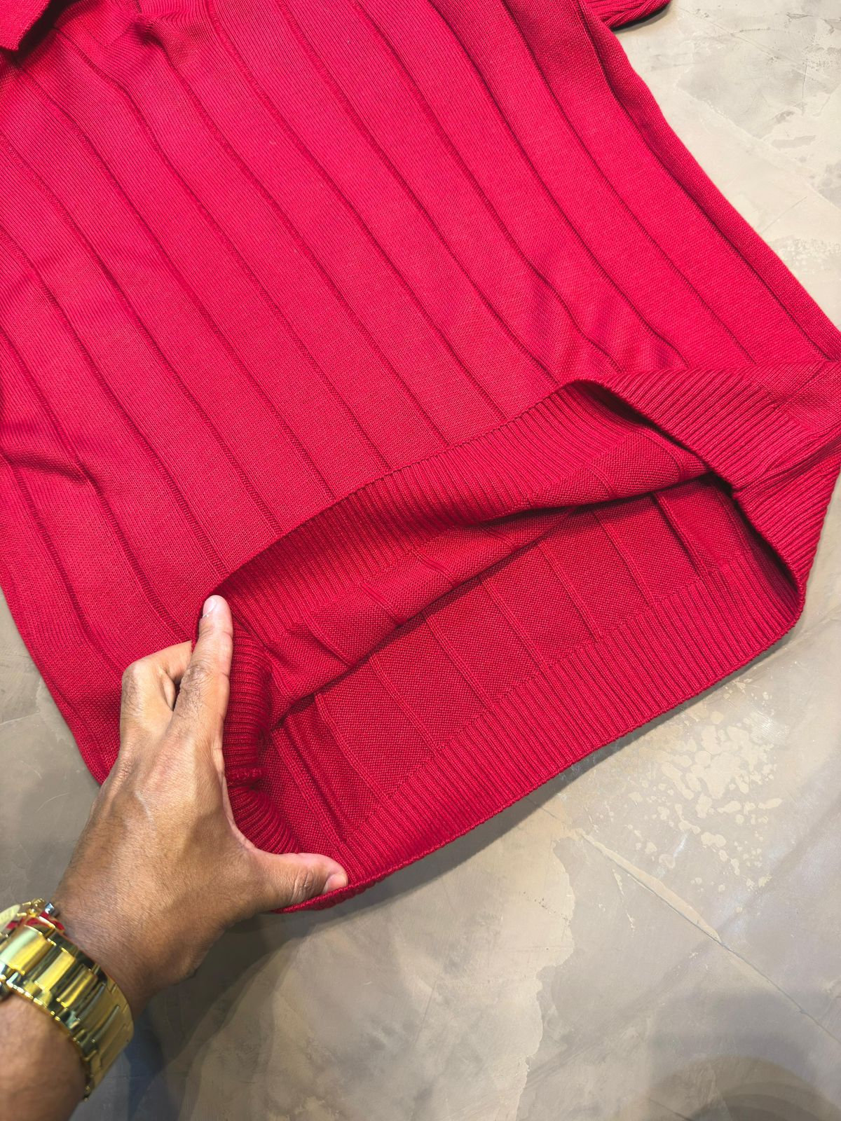 CAMISETA POLO CANELADA - VERMELHO