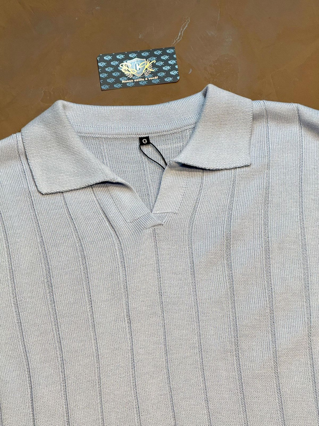 CAMISETA POLO CANELADA - AZUL SALINA