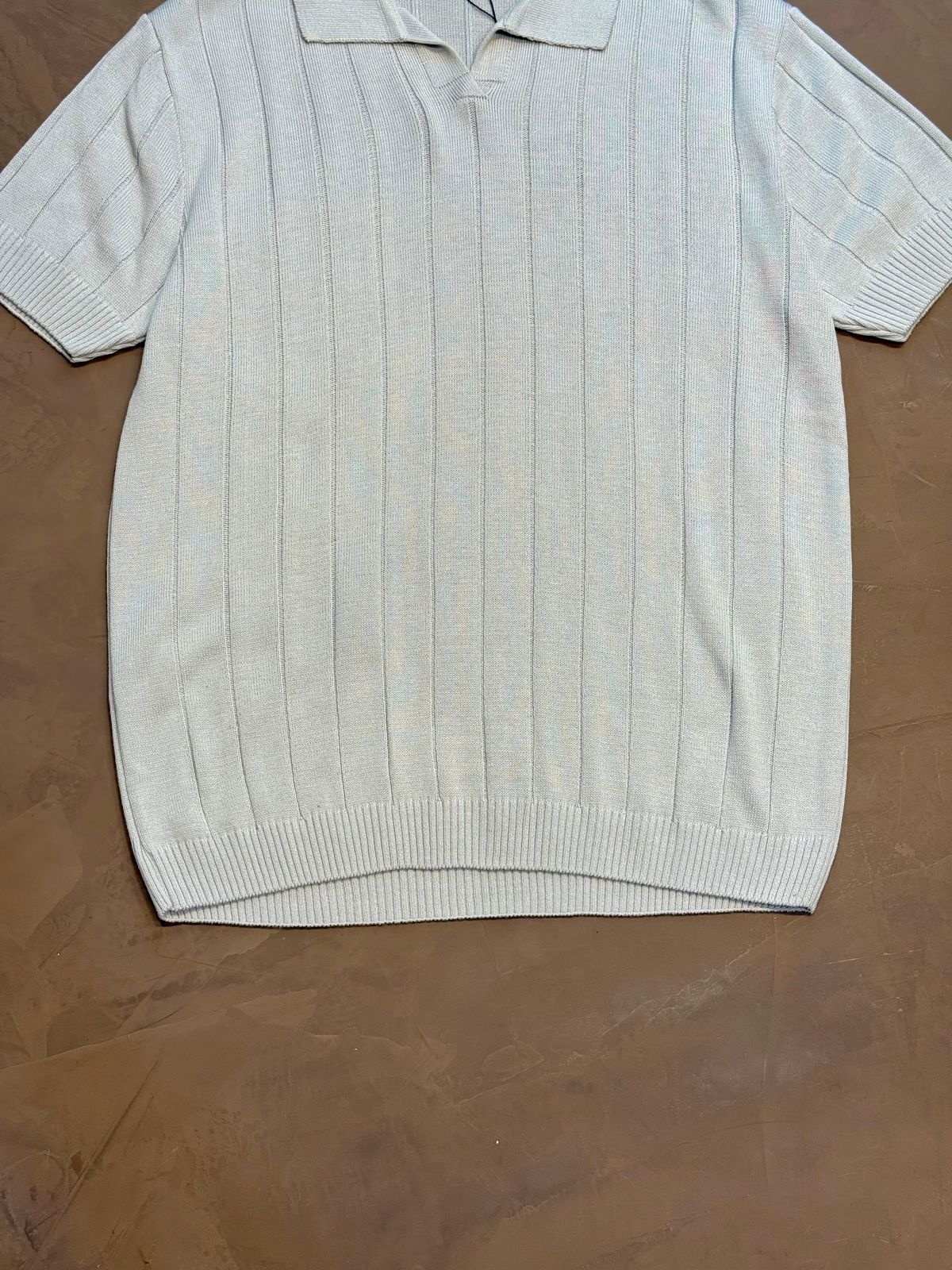 CAMISETA POLO CANELADA - CINZA